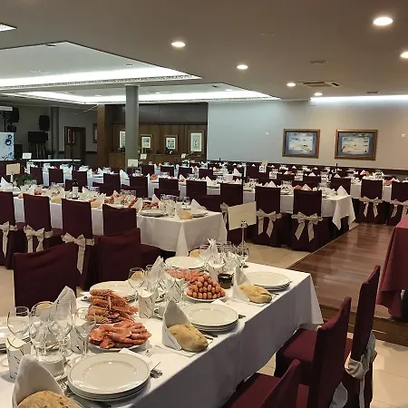 Πανσιόν Hostal-restaurante Paris 3*