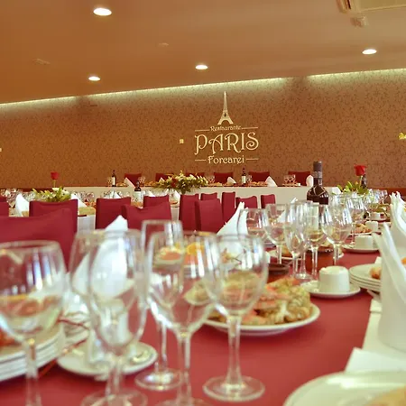 Hostal-restaurante Paris Πανσιόν