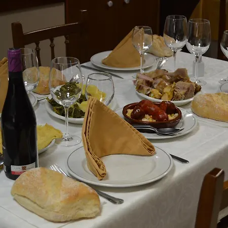 Πανσιόν Hostal-restaurante Paris