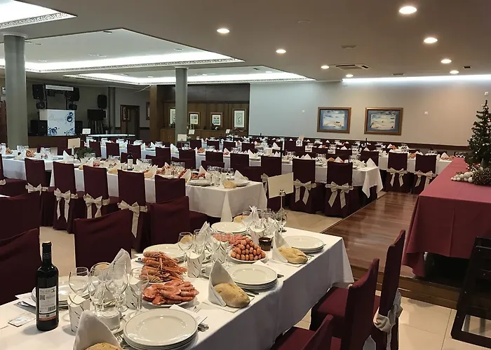 Pensjonat Hostal-restaurante Paris 3*